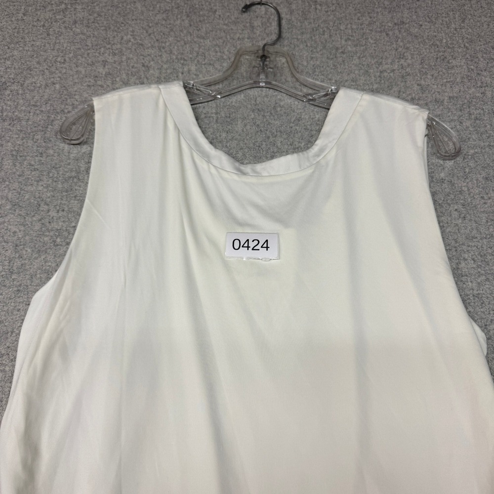 Carlisle Sleeveless Shell Top XL White Nylon Spandex Scoop Neck Layering Stretch - Picture 8 of 8